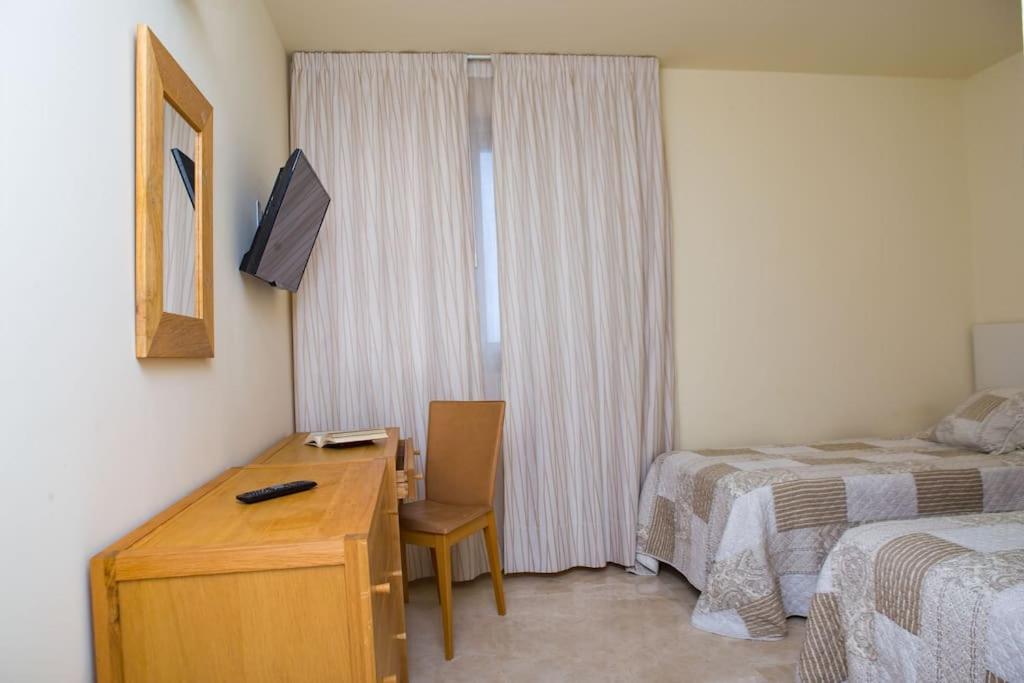 2 Bedrooms Apartment In Magnolia Golf Resort, La Caleta Costa Adeje  Exteriör bild