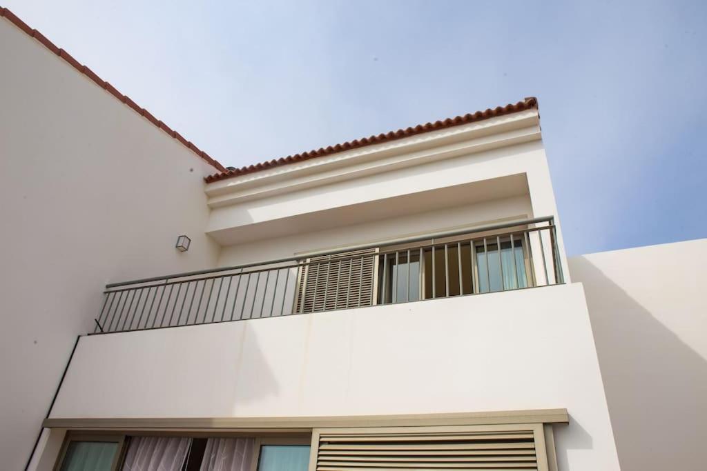 2 Bedrooms Apartment In Magnolia Golf Resort, La Caleta Costa Adeje  Exteriör bild