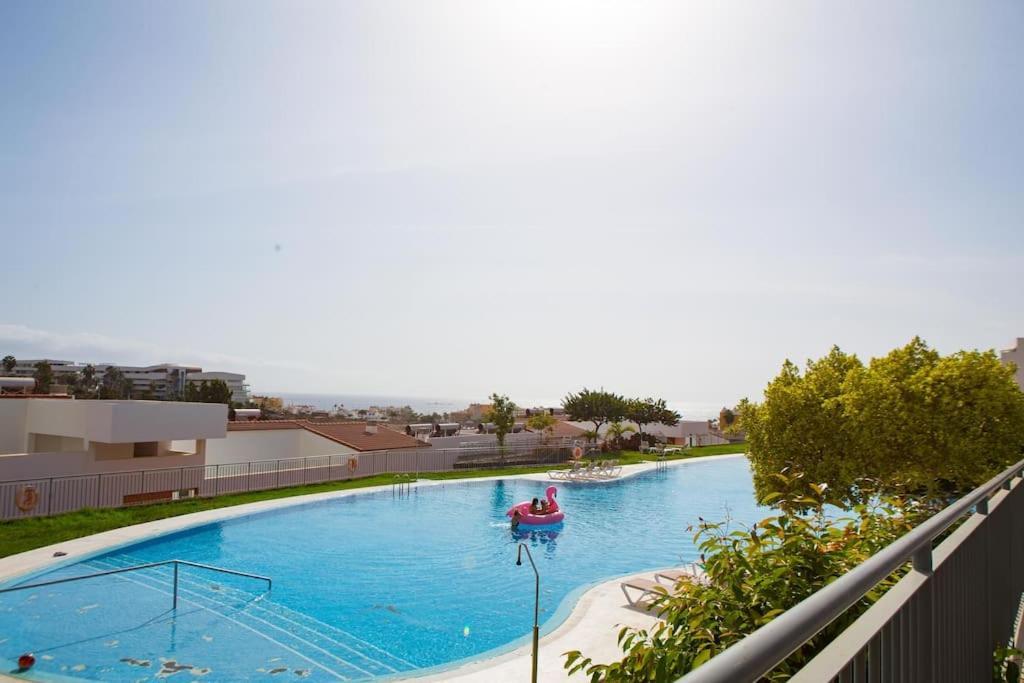 2 Bedrooms Apartment In Magnolia Golf Resort, La Caleta Costa Adeje  Exteriör bild